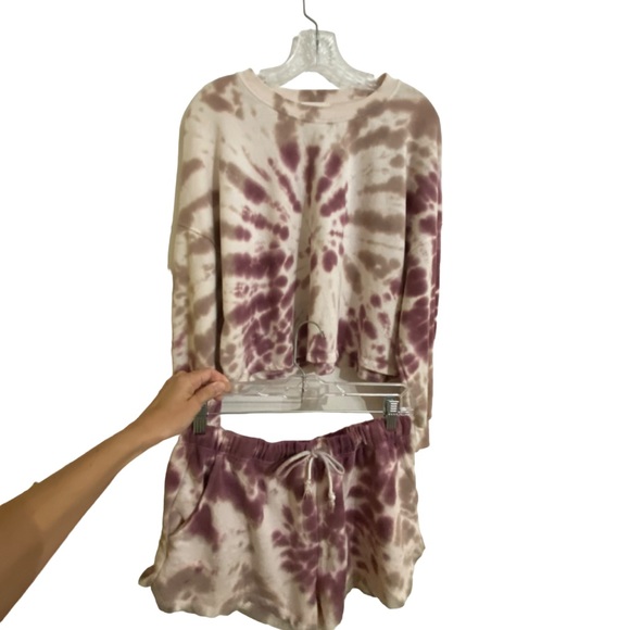 Olive & Oak Tops - Olive & Oak Tie Dye Short Set, Lavender, Leisure Wear, Sweatshirt Shorts, Large